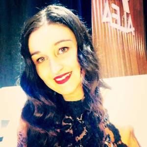 Meet your Posher, Vanessa